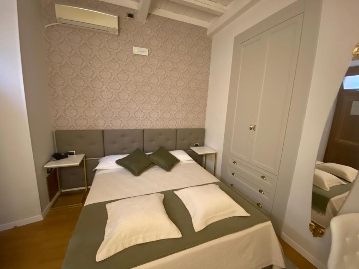 Condotti Rooms Rome Buitenkant foto