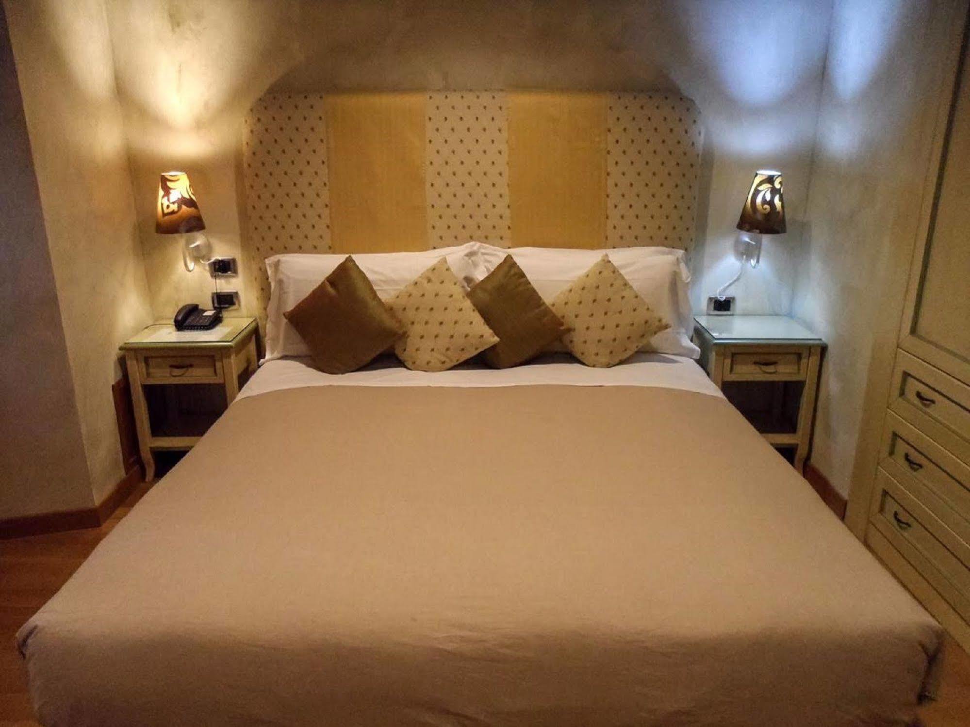 Condotti Rooms Rome Buitenkant foto